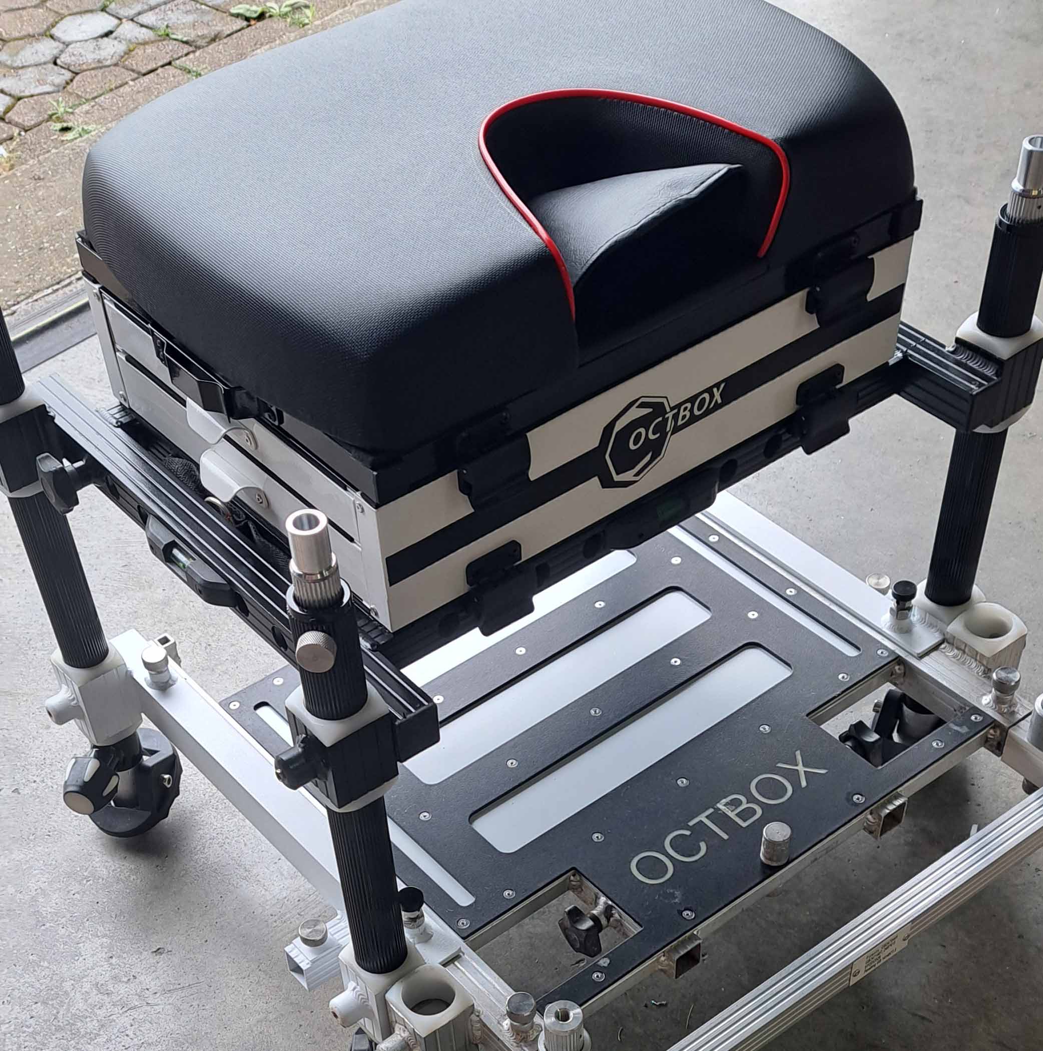 D36 Octbox Standad Edition Seat Box 2019 Footplate Assembly (Ex Demo) 2 Drawer with Anniversary Seat